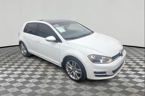2017 Volkswagen Golf 
