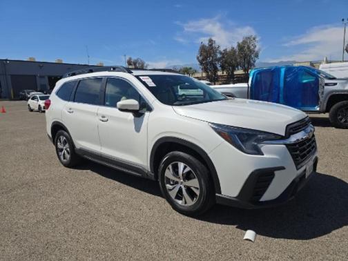 Crystal White Pearl 2025 Subaru Ascent Premium 7-Passenger