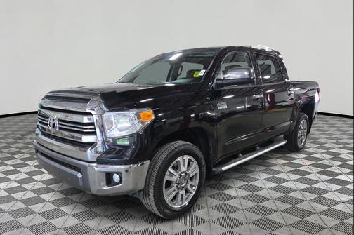 2017 Toyota Tundra Platinum
