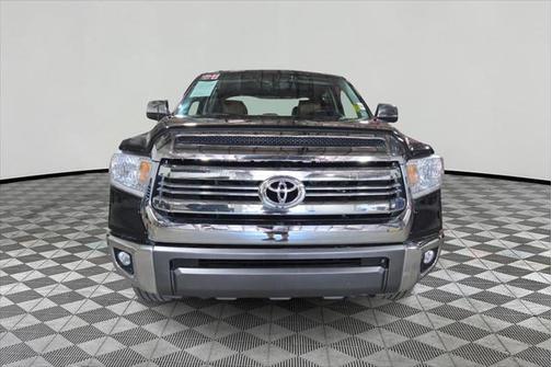2017 Toyota Tundra Platinum