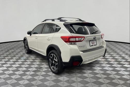 Crystal White Pearl 2018 Subaru Crosstrek 2.0i Limited