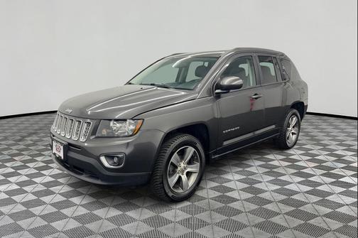 Granite Crystal Metallic Clearcoat 2016 Jeep Compass High Altitude