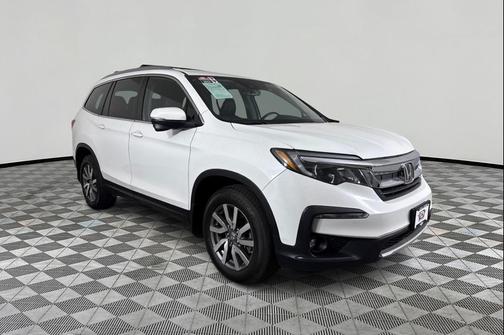 Platinum White Pearl 2021 Honda Pilot AWD Black Edition