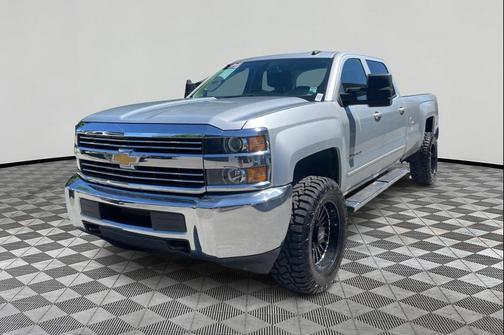 Silver Ice Metallic 2018 Chevrolet Silverado 2500 LT