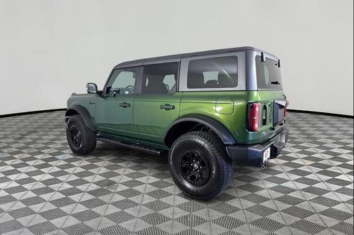 Eruption Green Metallic 2023 Ford Bronco Wildtrak