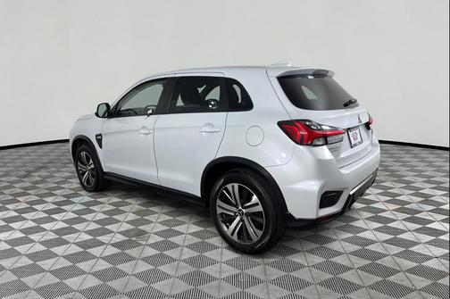 2023 Mitsubishi Outlander Sport 2.0 ES