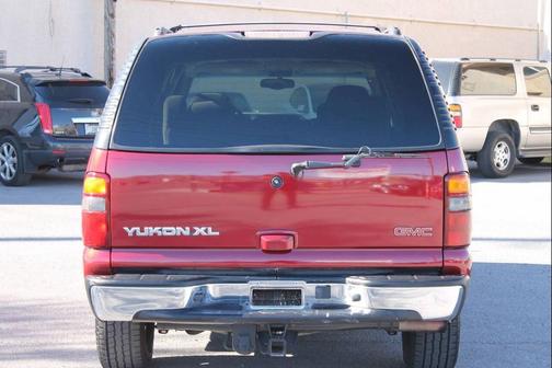 2002 GMC Yukon XL Base