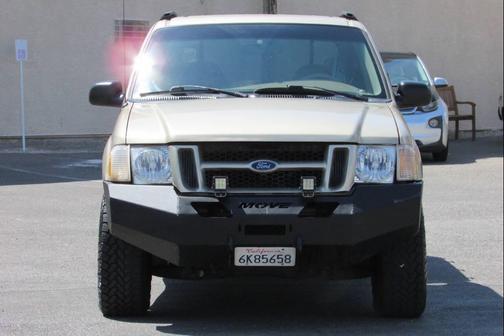 2001 Ford Explorer Sport Trac Base