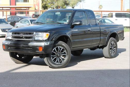 Black Sand Pearl 2000 Toyota Tacoma Xtracab