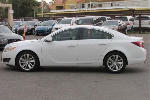 2016 Buick Regal Premium I 4dr Sedan