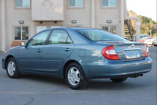 2003 Toyota Camry LE V6