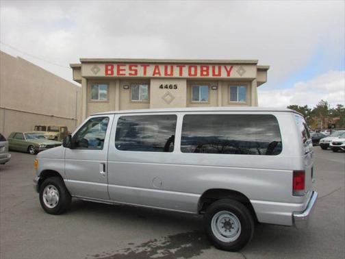2006 Ford E350 Super Duty Base