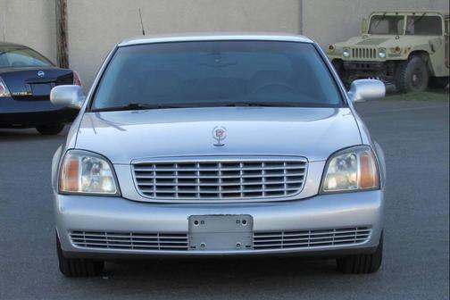 2001 Cadillac DeVille Base