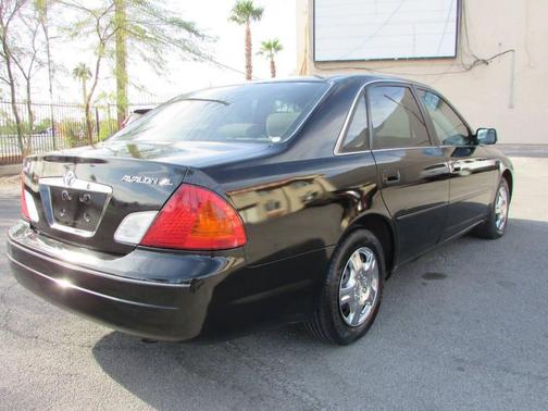 2001 Toyota Avalon XLS
