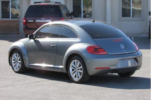 2013 Volkswagen Beetle 2.0L TDI