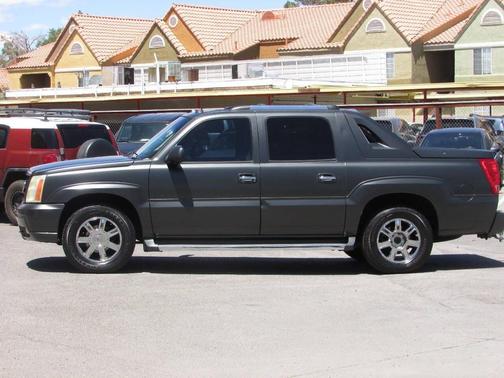 2005 Cadillac Escalade EXT Base
