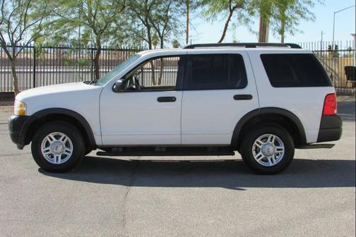 2003 Ford Explorer XLS