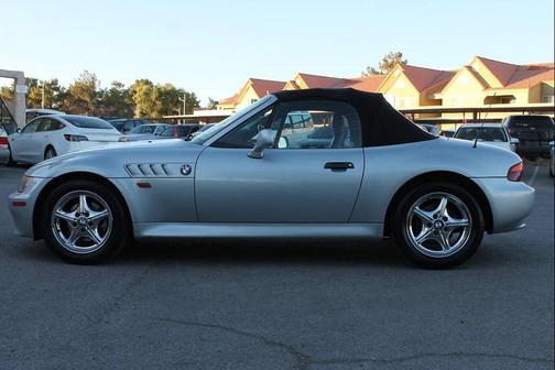 Arctic Silver Metallic 1997 BMW Z3 1.9 Roadster