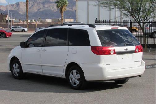 2006 Toyota Sienna CE