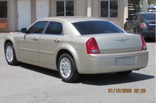 2006 Chrysler 300 Base