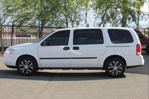 2008 Chevrolet Uplander LS 4dr Extended Mini Van