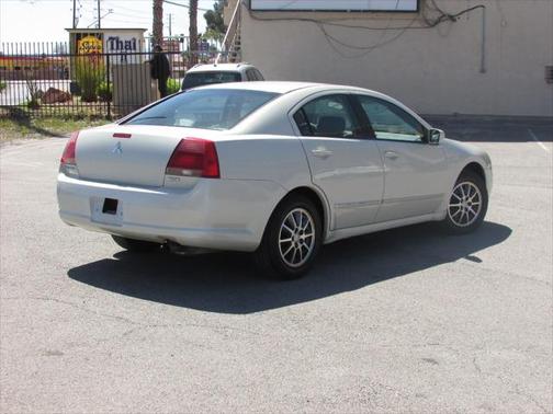 2004 Mitsubishi Galant Base