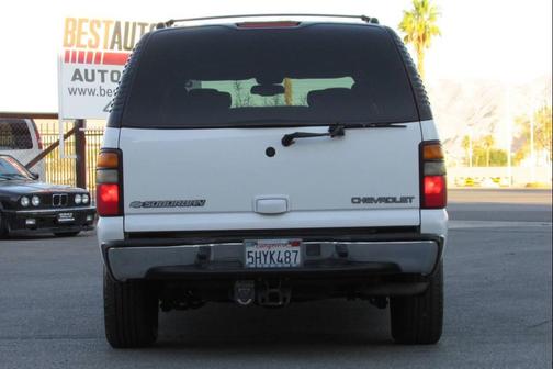2004 Chevrolet Suburban 1500 LT