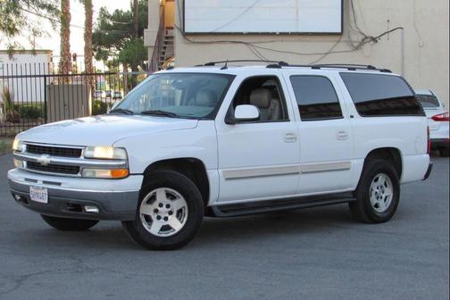 2004 Chevrolet Suburban 1500 LT