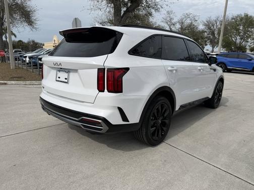 2023 Kia Sorento SX