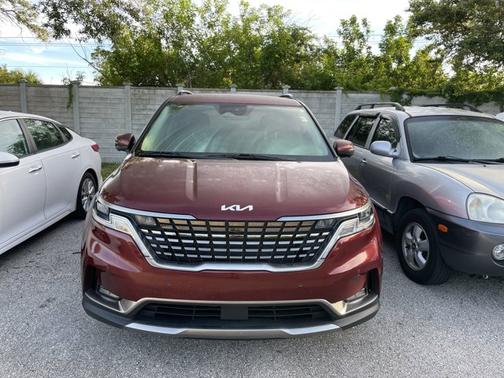 2023 Kia Carnival SX