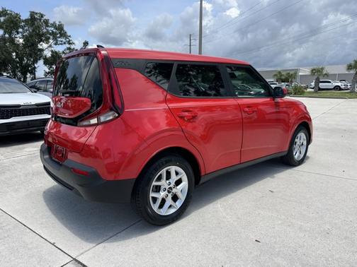 2022 Kia Soul S