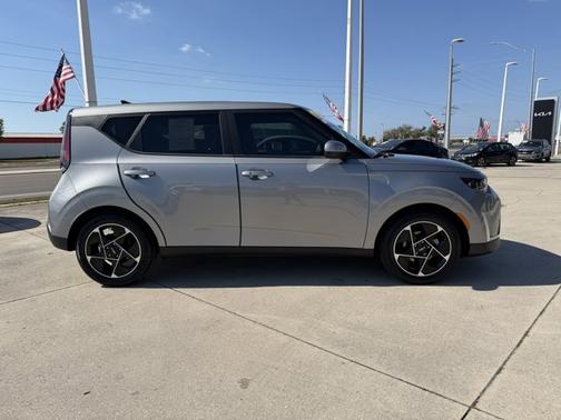2023 Kia Soul EX