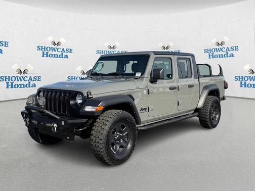 2021 Jeep Gladiator Sport