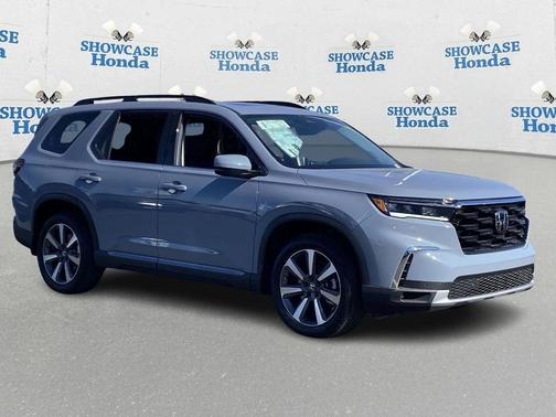 2025 Honda Pilot Touring 8-Passenger