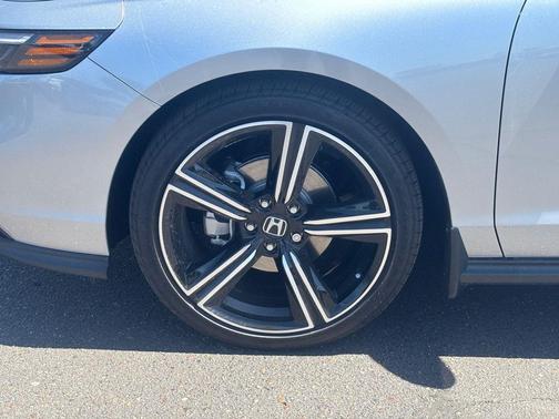 Solar Silver 2026 Honda Accord SE