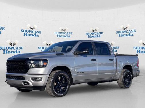 Billet Silver Metallic Clearcoat 2024 RAM 1500 Big Horn/Lone Star