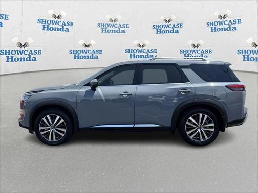 2022 Nissan Pathfinder Platinum 2WD