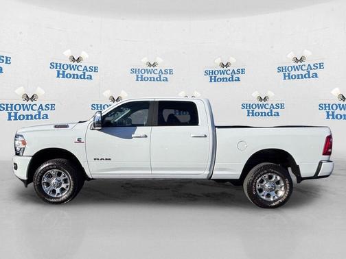 Bright White Clearcoat 2024 RAM 2500 Laramie Crew Cab 4x4 6'4' Box