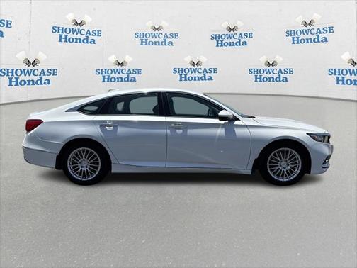 2019 Honda Accord Touring 2.0T