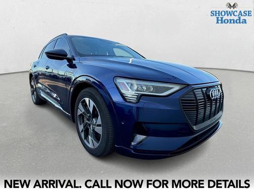 2021 Audi e-tron Premium