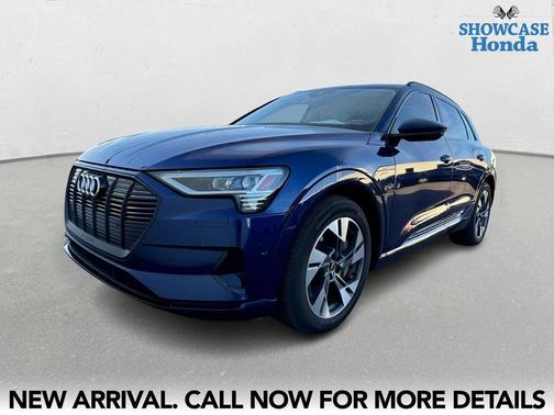 2021 Audi e-tron Premium