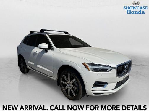 White 2018 Volvo XC60 Recharge Plug-In Hybrid T8 Inscription