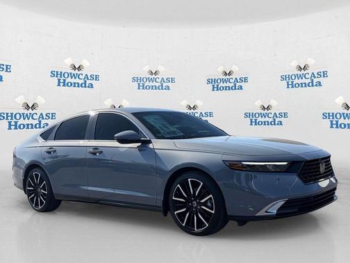 Urban Gray Pearl 2026 Honda Accord Hybrid Touring