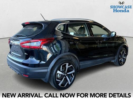 2022 Nissan Rogue Sport SL