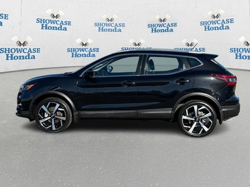 2022 Nissan Rogue Sport SL