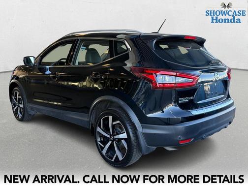 2022 Nissan Rogue Sport SL