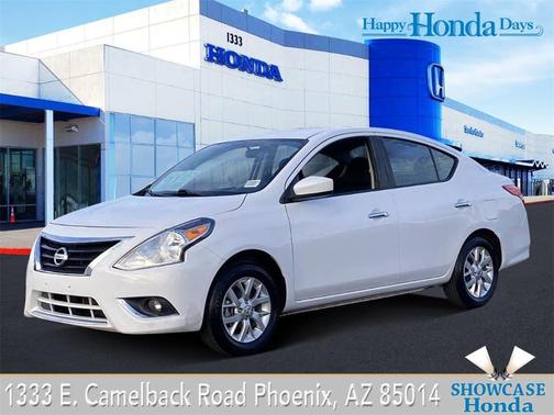 Photo 1 of 32 of 2018 Nissan Versa 1.6 SV