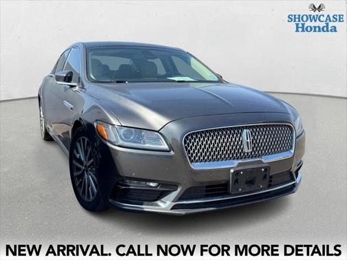 2017 Lincoln Continental Select