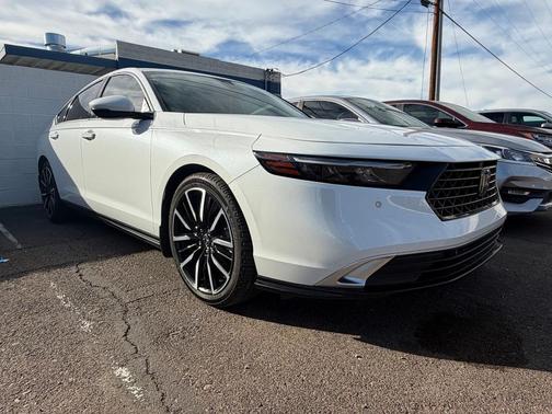 2023 Honda Accord Hybrid Touring