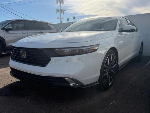 2023 Honda Accord Hybrid Touring